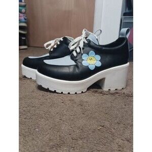 KOI Footwear Blue Flower Print Women's Platforms - Size 6